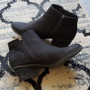 Blondo Women's Villa Waterproof Ankle Bootie